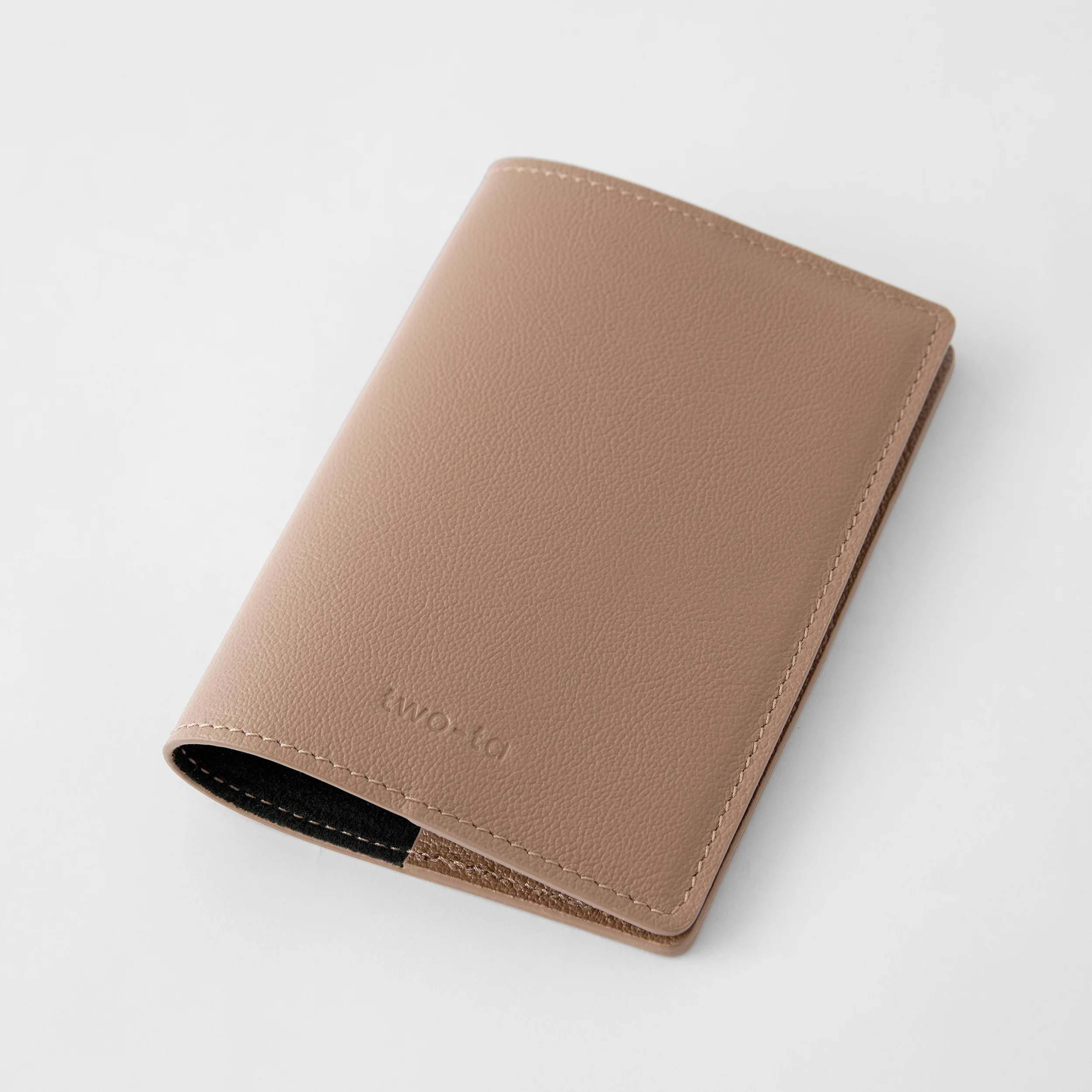 Обложка Pass Holder